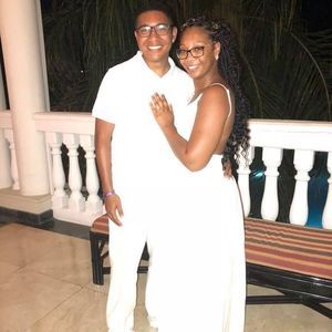 Meet your Posher, Deandra